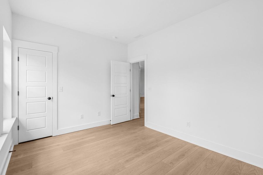 Spacious, unfurnished interior of a new home in Discover - Select, Summerville (Image 16).