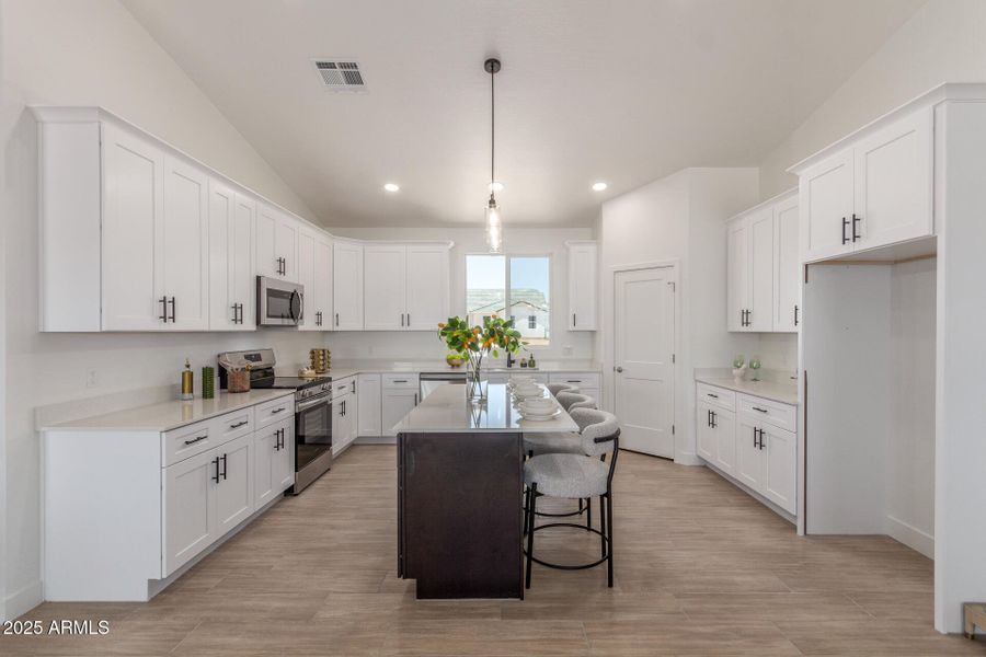 16 Sandstone Mountain 16 Sandstone Mountain