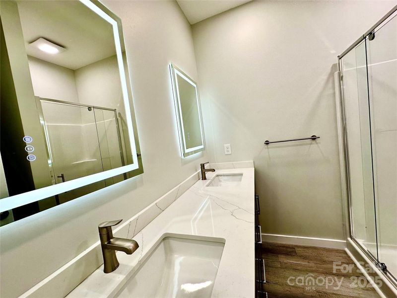 Furnished interior view inside a new home in , Jefferson (Image 6).