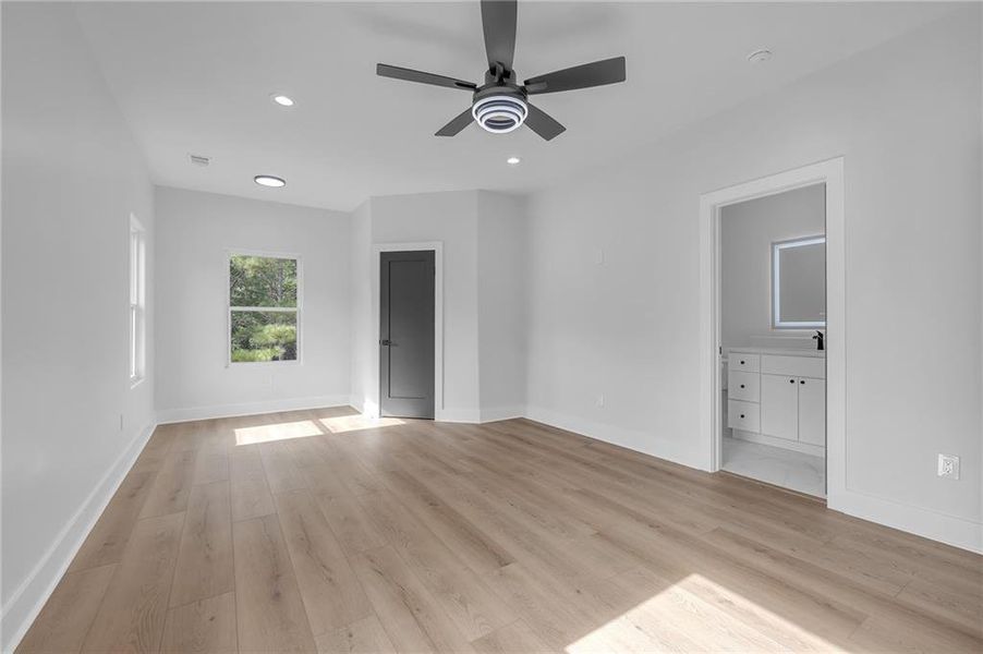 Spacious, unfurnished interior of a new home in , Fairburn (Image 18).