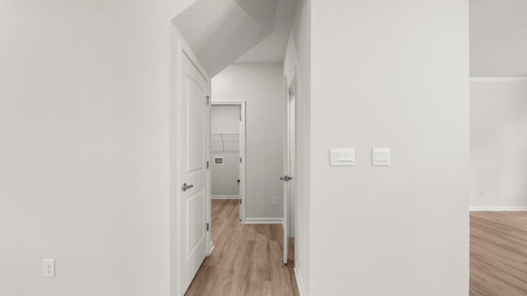 Spacious, unfurnished interior of a new home in Fairway 17 at Mirror Lake, Villa Rica (Image 12). Spacious, unfurnished interior of a new home in Fairway 17 at Mirror Lake, Villa Rica (Image 12).