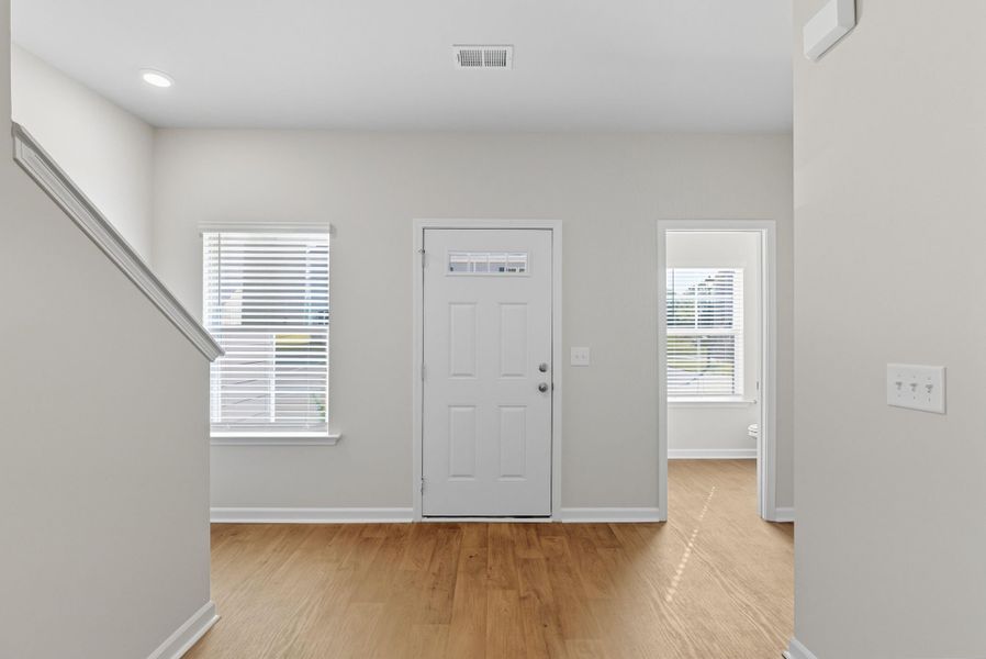 Representative unfurnished interior of a home built from the Palmetto II by McGuinn Homes in Clarke Townes, Anderson (Image 22).