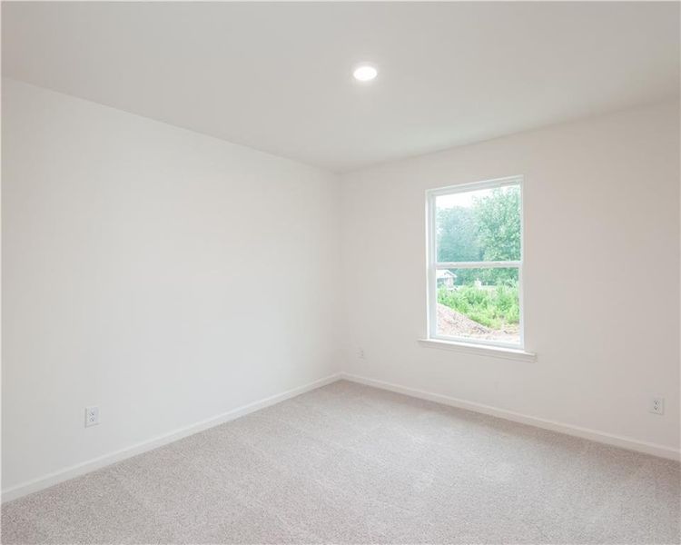 Spacious, unfurnished interior of a new home in Old Salem Crossing, Conyers (Image 18).