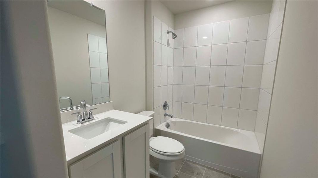 Furnished interior view inside a new home in Elevon, Lavon (Image 6). Furnished interior view inside a new home in Elevon, Lavon (Image 6).