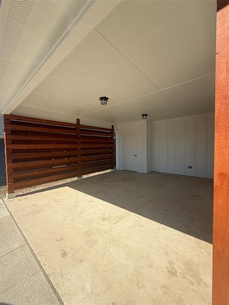 Exterior details and patio area of a home in , Mabank (Image 1). Exterior details and patio area of a home in , Mabank (Image 1).