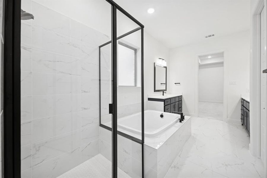 Furnished interior view inside a new home in Mantua Point Gardens, Van Alstyne (Image 8).