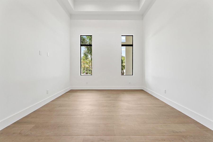 Spacious, unfurnished interior of a new home in , Palm Beach Gardens (Image 21). Spacious, unfurnished interior of a new home in , Palm Beach Gardens (Image 21).