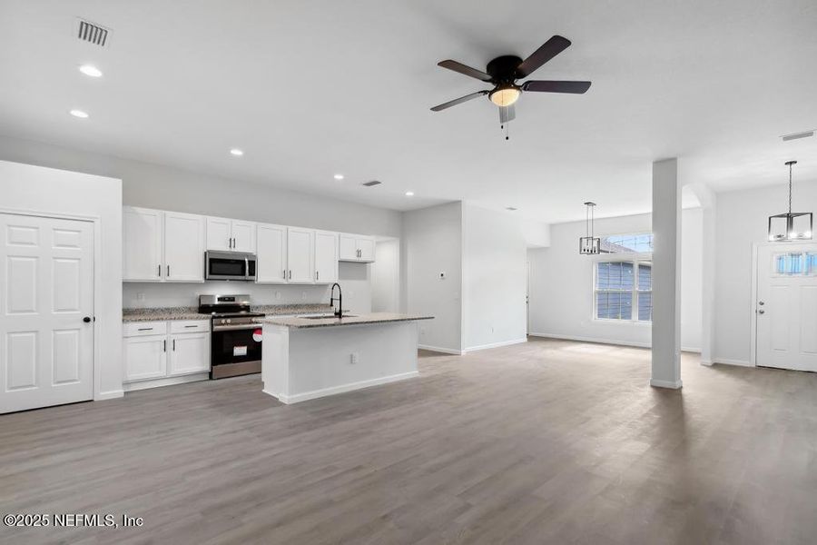 Image 35 of a home in .