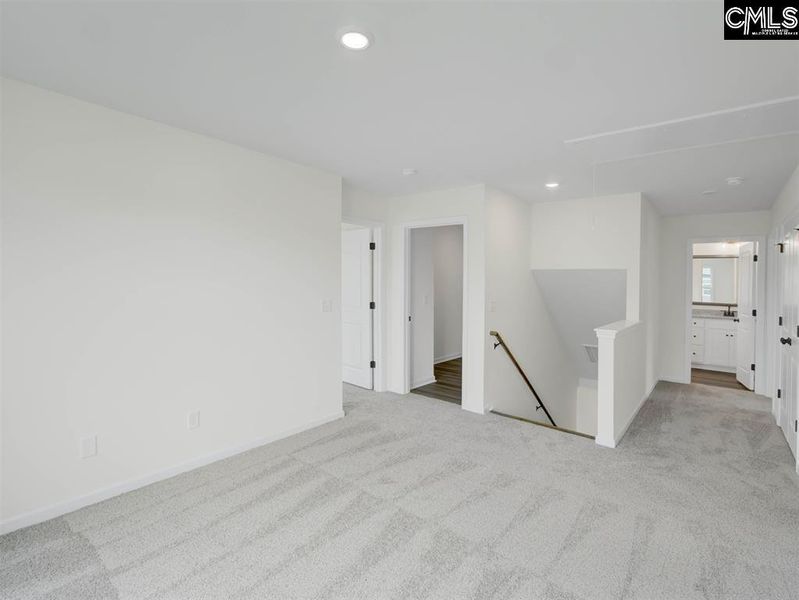 Image 33 of a home in Rolling Hills.