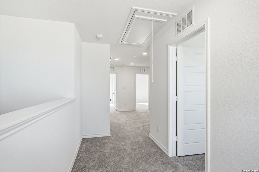 Spacious, unfurnished interior of a new home in Dove Song, Marion (Image 20).