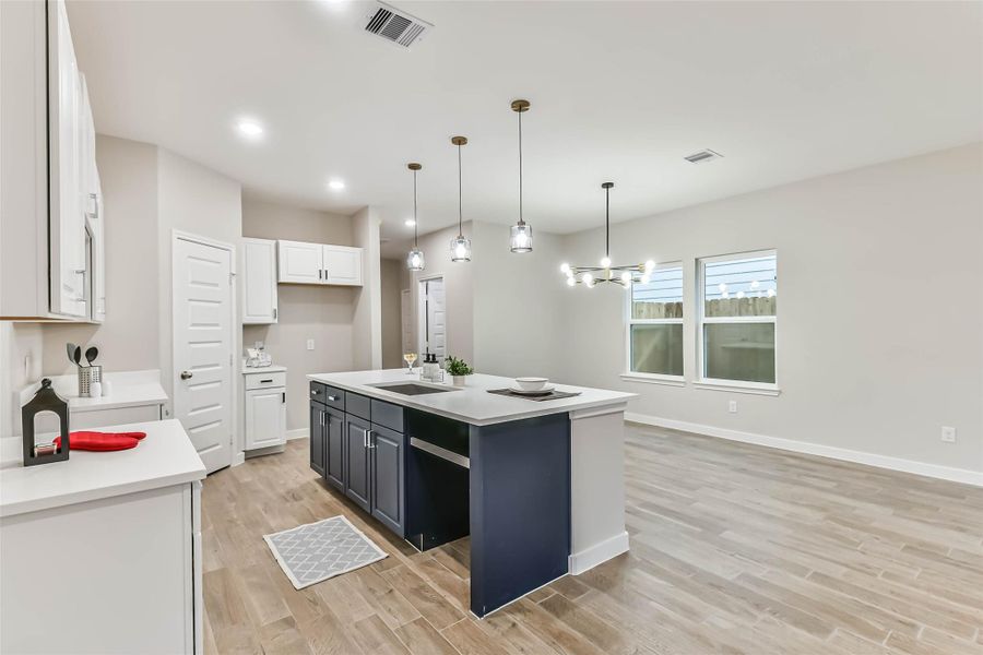 Furnished interior view inside a new home in , Missouri City (Image 7).