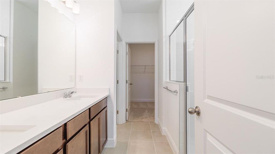 Furnished interior view inside a new home in , Minneola (Image 6).