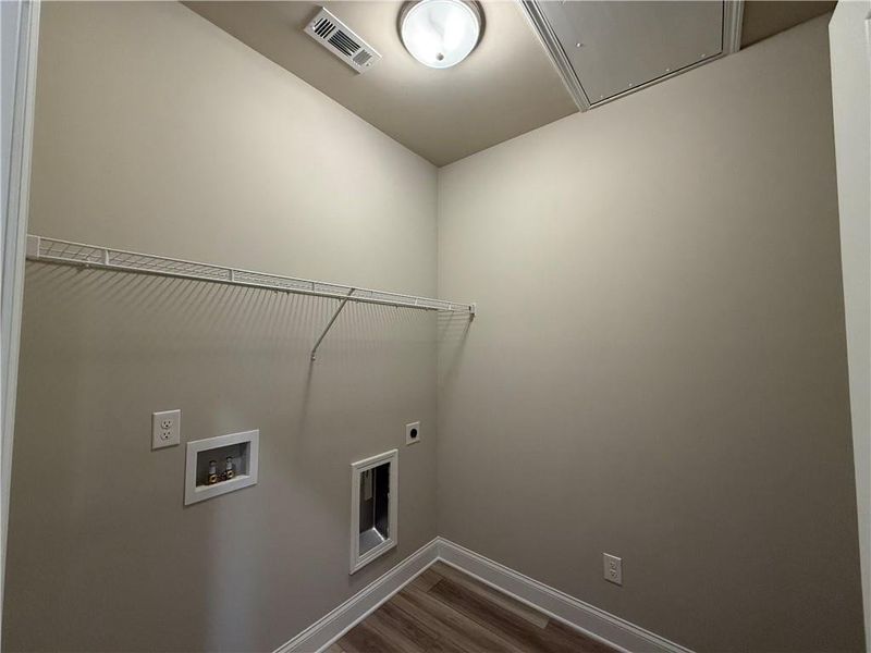 Spacious, unfurnished interior of a new home in , Waleska (Image 11). Spacious, unfurnished interior of a new home in , Waleska (Image 11).