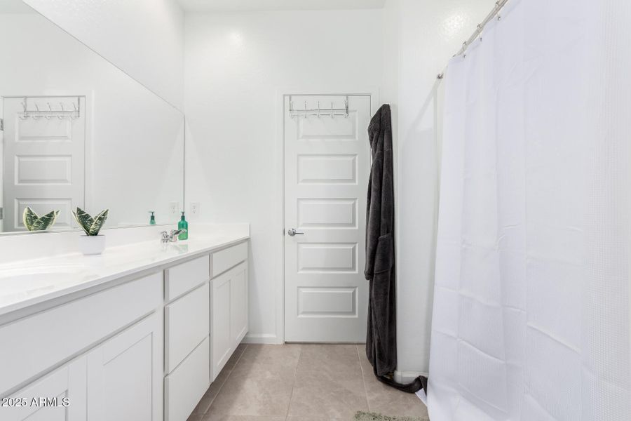 17 - Excelsior 17 - Excelsior