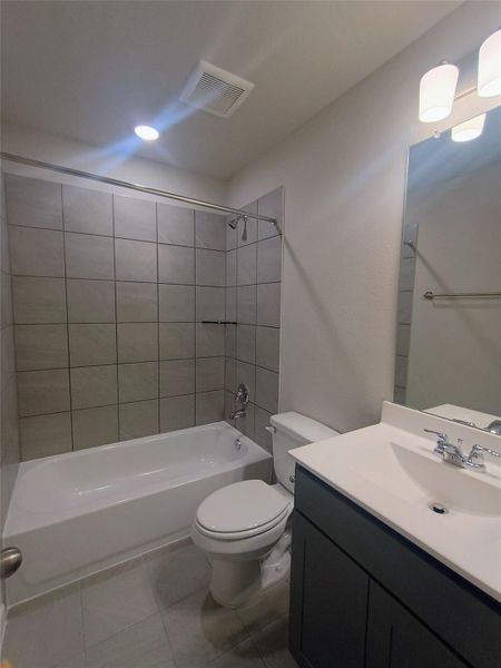 Furnished interior view inside a new home in Splendora Fields, Splendora (Image 6).