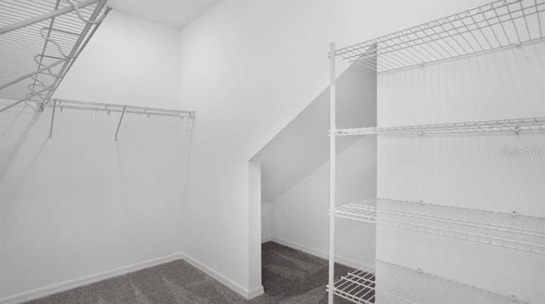 Spacious, unfurnished interior of a new home in Westview, Kissimmee (Image 15).