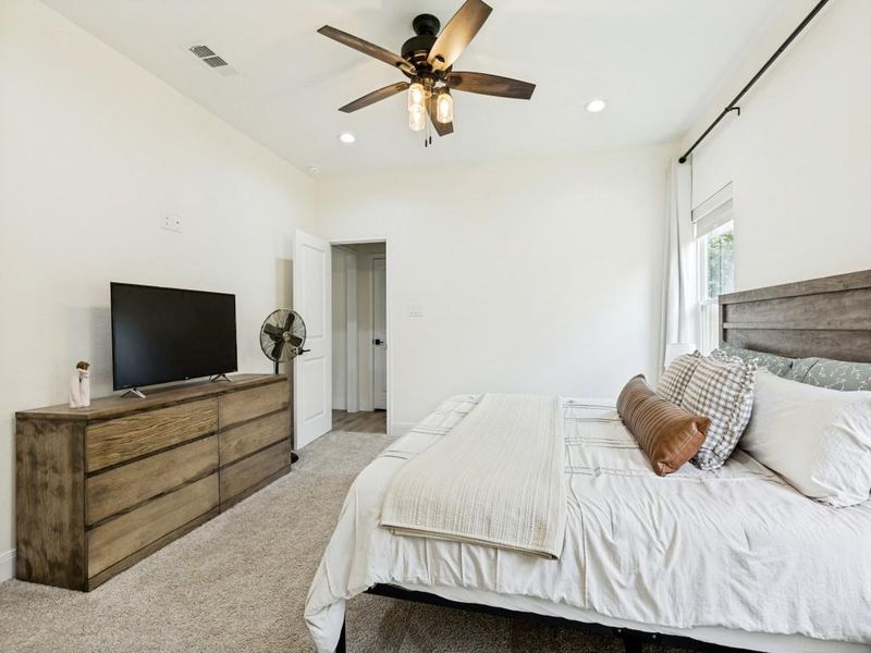 Furnished interior view inside a new home in , Boyd (Image 19).