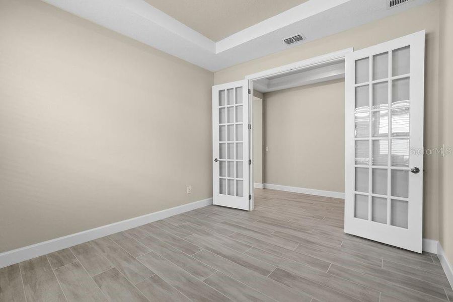 Spacious, unfurnished interior of a new home in Esplanade at Wiregrass Ranch, Wesley Chapel (Image 22).