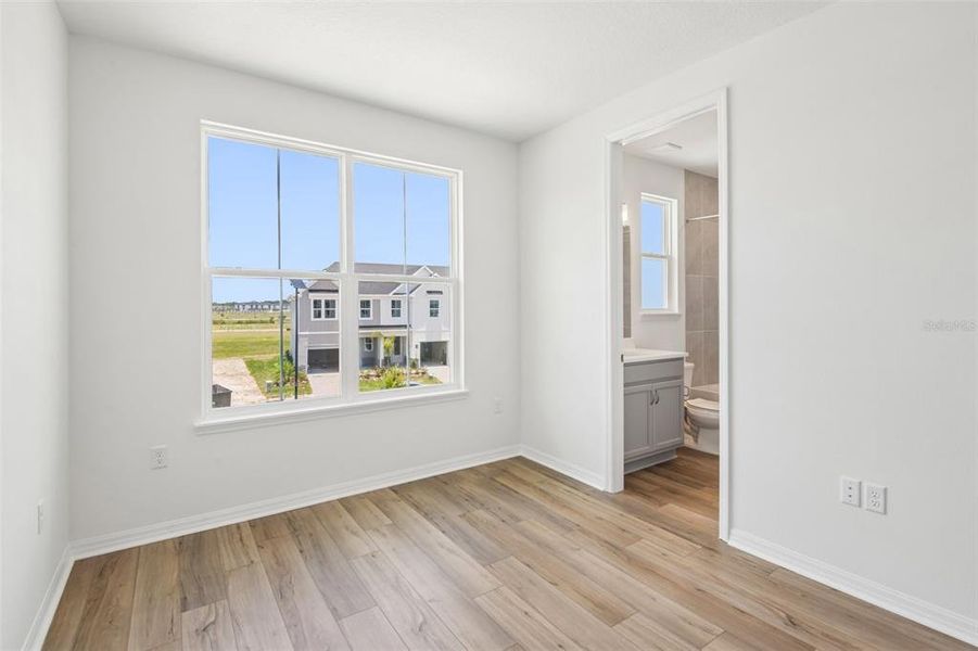 Spacious, unfurnished interior of a new home in , San Antonio (Image 30).