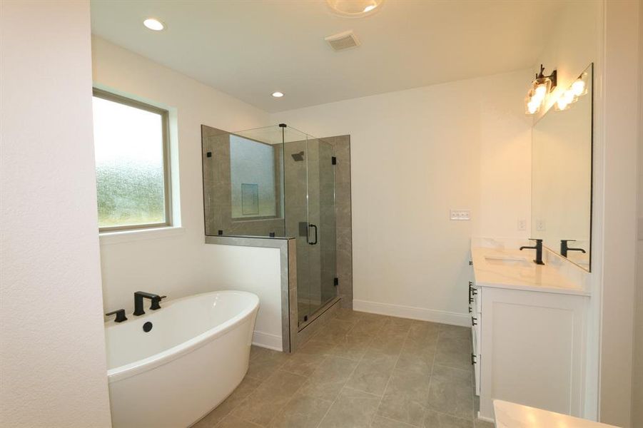 Furnished interior view inside a new home in , Tyler (Image 9).
