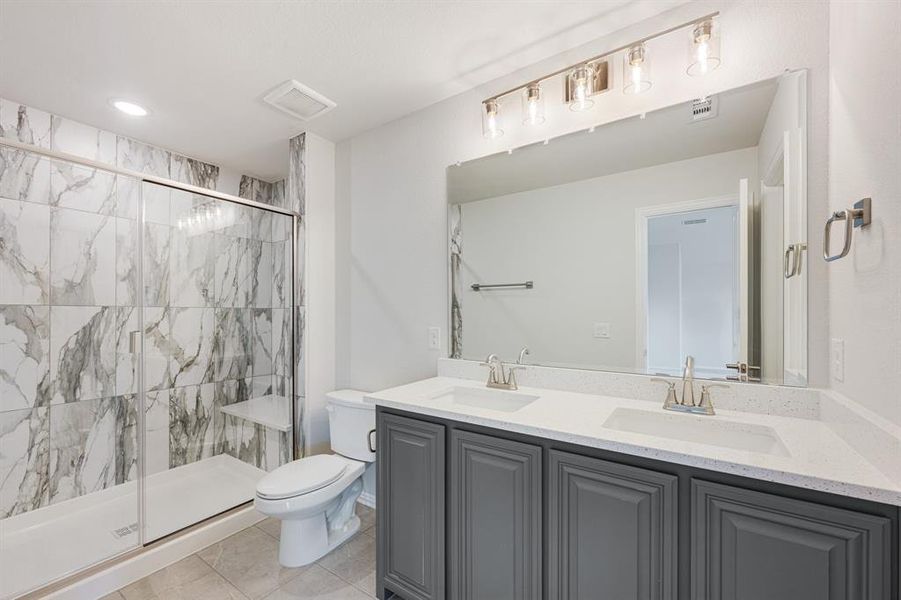 Furnished interior view inside a new home in Hampton Park, Glenn Heights (Image 19).