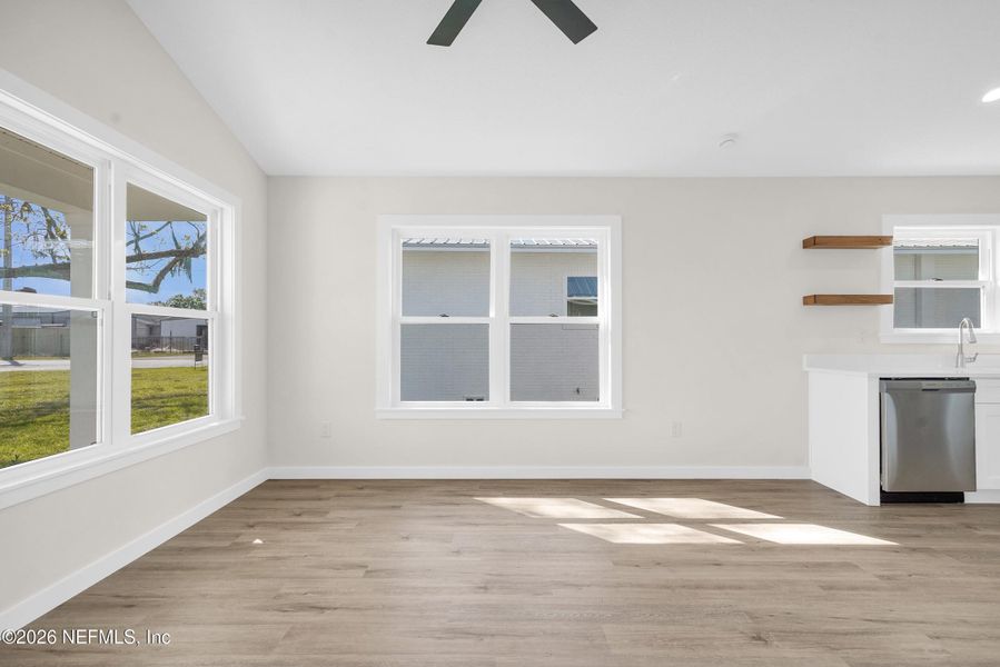 Spacious, unfurnished interior of a new home in , St. Augustine (Image 26).