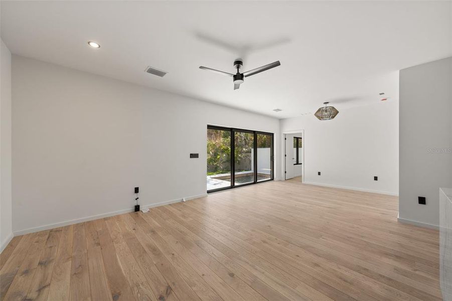 Spacious, unfurnished interior of a new home in , Sarasota (Image 72). Spacious, unfurnished interior of a new home in , Sarasota (Image 72).