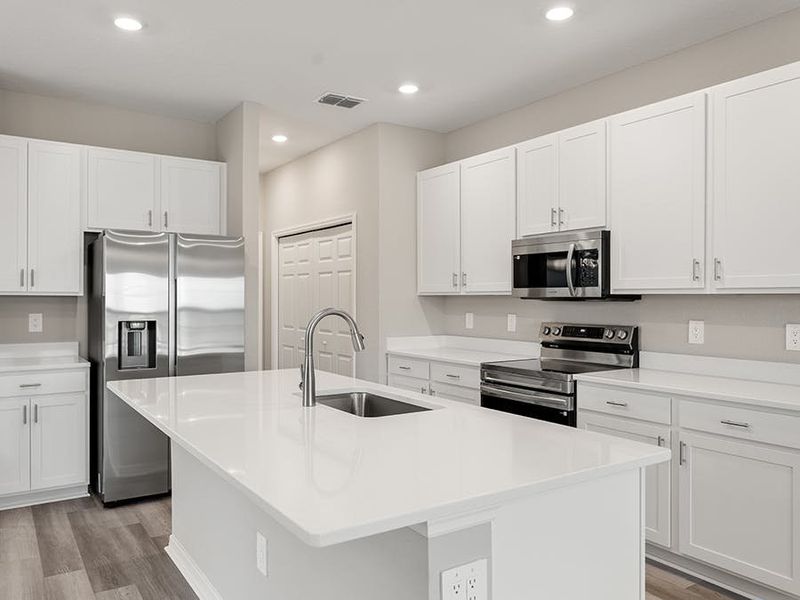 Brand-new two-story bungalow for sale in St Cloud, FL! Brand-new two-story bungalow for sale in St Cloud, FL!