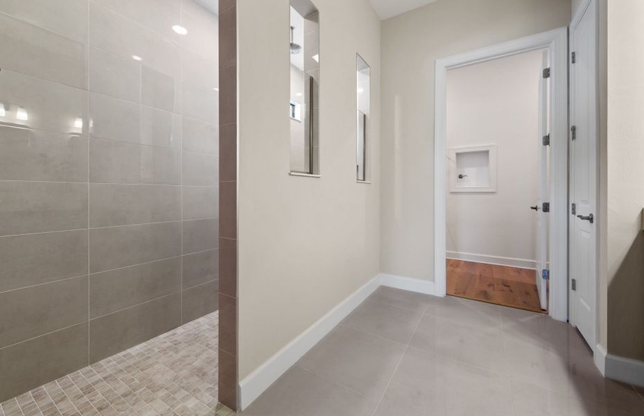Owner's bathroom with walk in shower Owner's bathroom with walk in shower