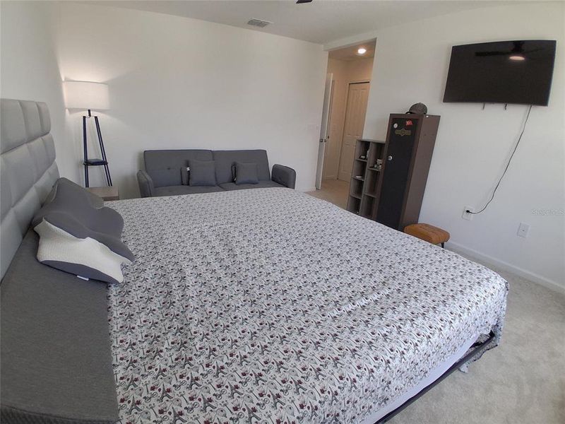 Furnished interior view inside a new home in Hunt Club Groves, Lake Wales (Image 36).