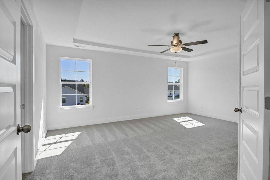 Spacious, unfurnished interior of a new home in Ashton Lakes, Lexington (Image 37).