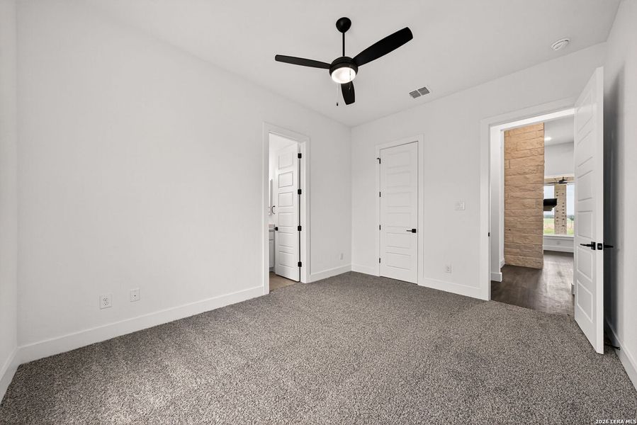 Spacious, unfurnished interior of a new home in , Castroville (Image 68).