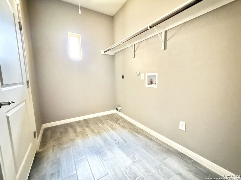 Spacious, unfurnished interior of a new home in , Pleasanton (Image 14). Spacious, unfurnished interior of a new home in , Pleasanton (Image 14).