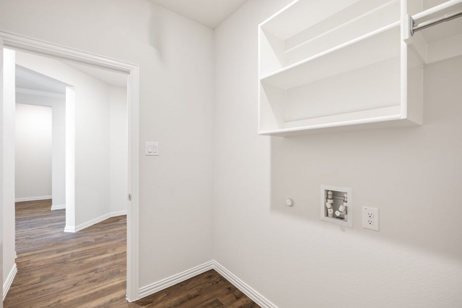 Spacious, unfurnished interior of a new home in Elevon, Lavon (Image 20).