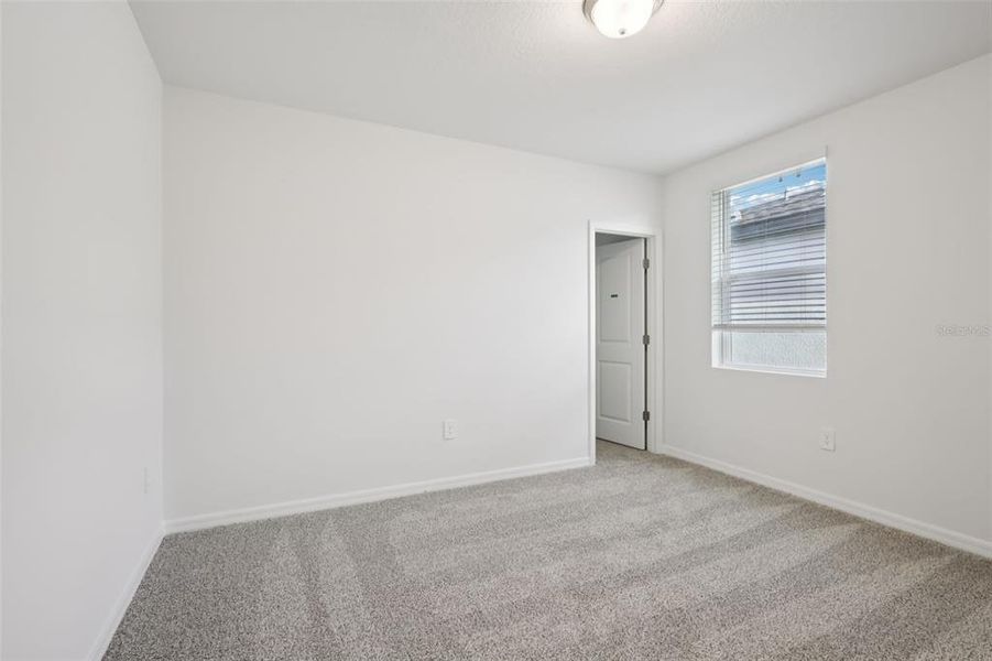 Spacious, unfurnished interior of a new home in Hamilton Bluff - Signature Series, Lake Hamilton (Image 21).