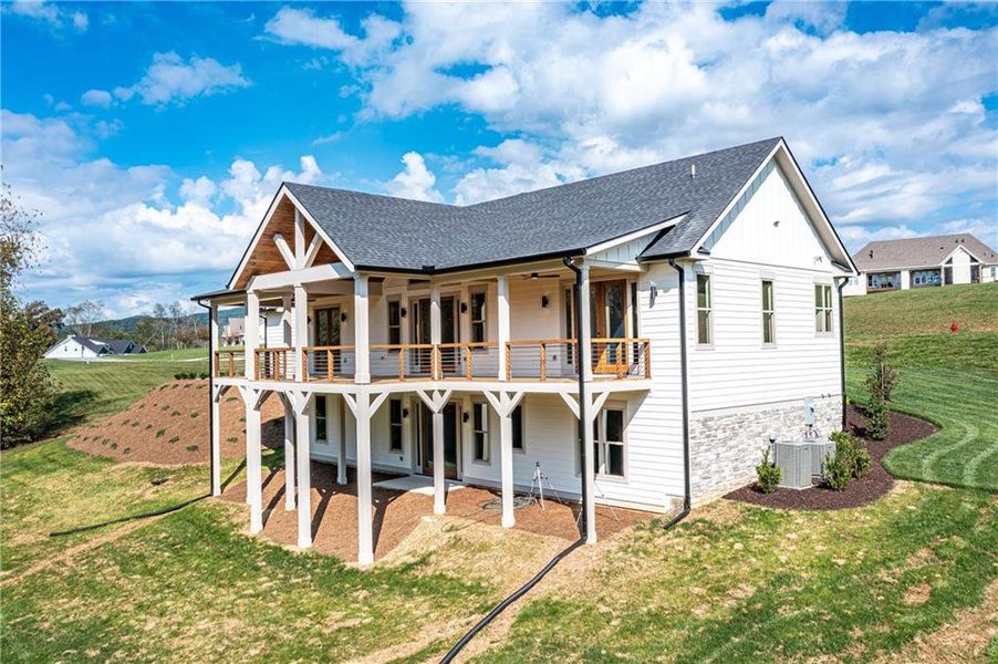 Exterior details and patio area of a home in , Blairsville (Image 43).