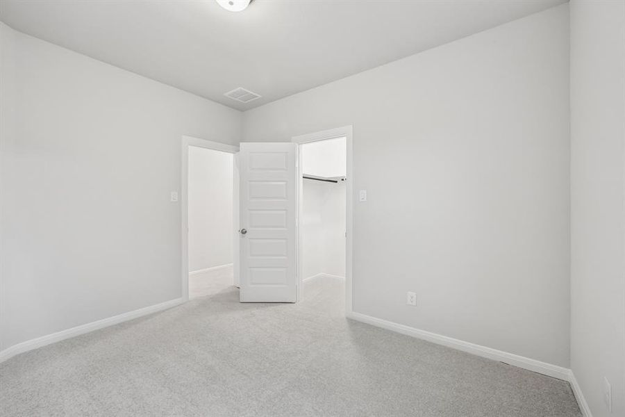 Spacious, unfurnished interior of a new home in Karis - Cottage Series, Crowley (Image 29).