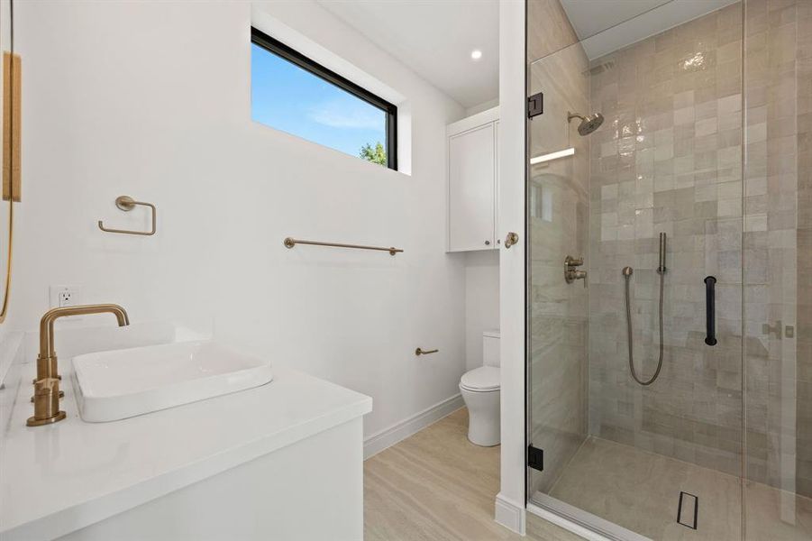 Furnished interior view inside a new home in , Dallas (Image 9). Furnished interior view inside a new home in , Dallas (Image 9).