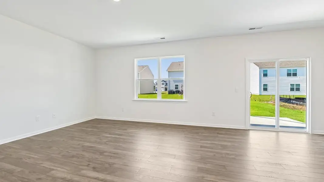 Spacious, unfurnished interior of a new home in Shahbain Reserve, Raeford (Image 21). Spacious, unfurnished interior of a new home in Shahbain Reserve, Raeford (Image 21).