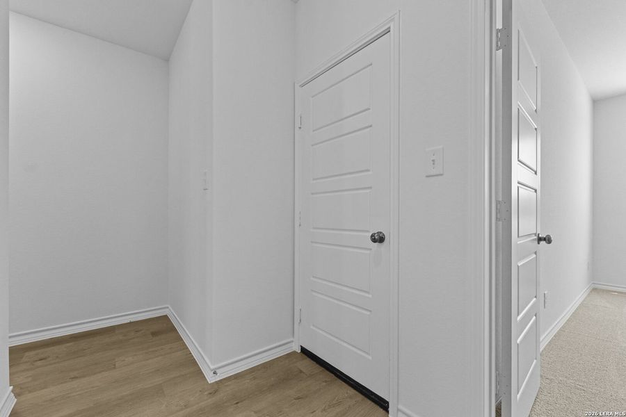 Spacious, unfurnished interior of a new home in Corley Farms, Boerne (Image 34).