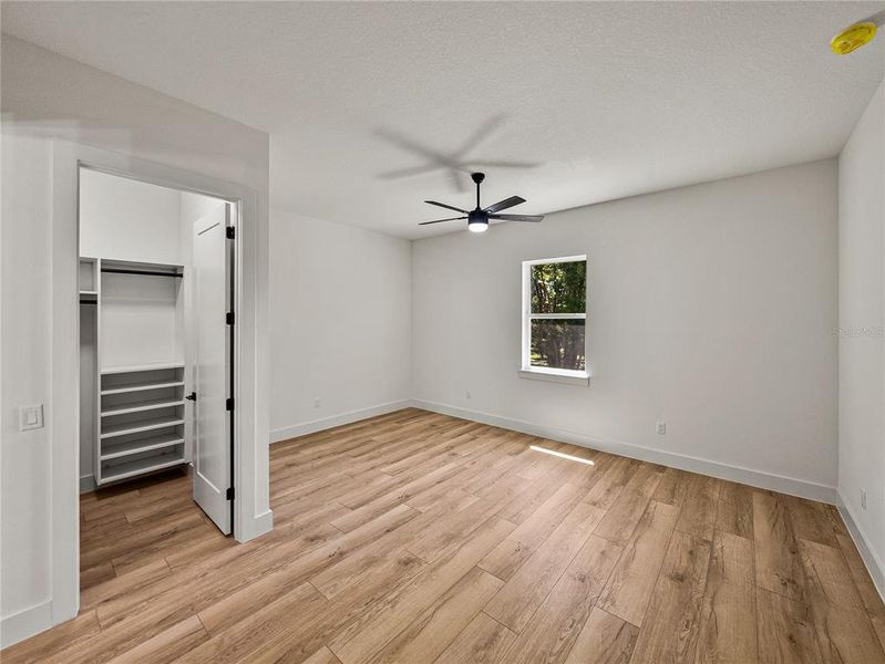 Spacious, unfurnished interior of a new home in , Dade City (Image 21). Spacious, unfurnished interior of a new home in , Dade City (Image 21).