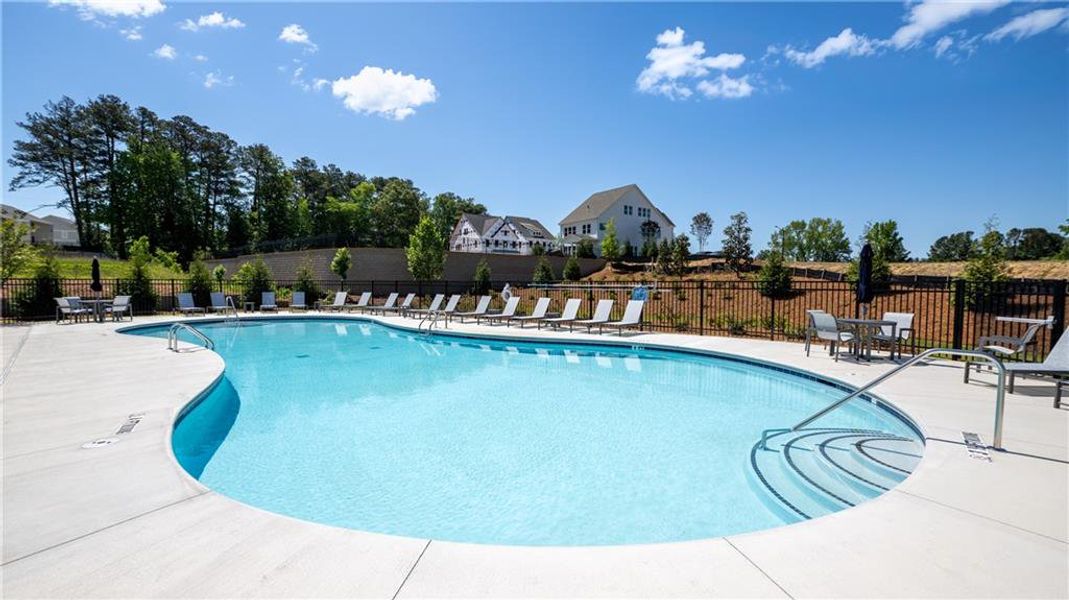 Community amenities in The Village at Sandy Plains, Marietta (Image 35).