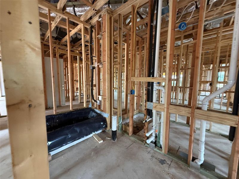 Spacious, unfurnished interior of a new home in The Estates at La Cima, San Marcos (Image 19). Spacious, unfurnished interior of a new home in The Estates at La Cima, San Marcos (Image 19).