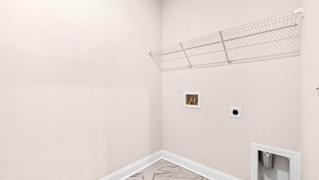 Spacious, unfurnished interior of a new home in Campbell Ridge, Piedmont (Image 29).