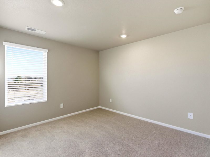 Spacious, unfurnished interior of a new home in York Station, Thornton (Image 21).