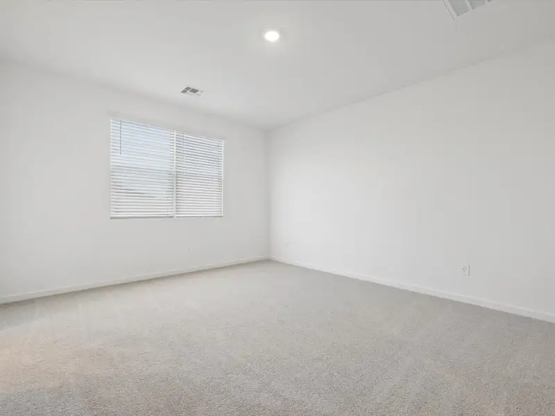 Spacious, unfurnished interior of a new home in Paloma Creek - Estate Series, Surprise (Image 13).