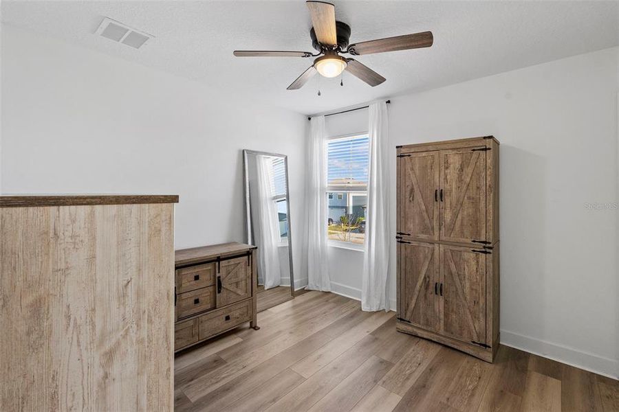 Furnished interior view inside a new home in , Apollo Beach (Image 16).