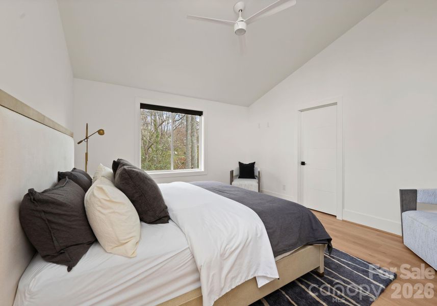 Upper Bedroom 2