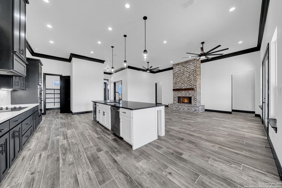 Furnished interior view inside a new home in , La Vernia (Image 16).