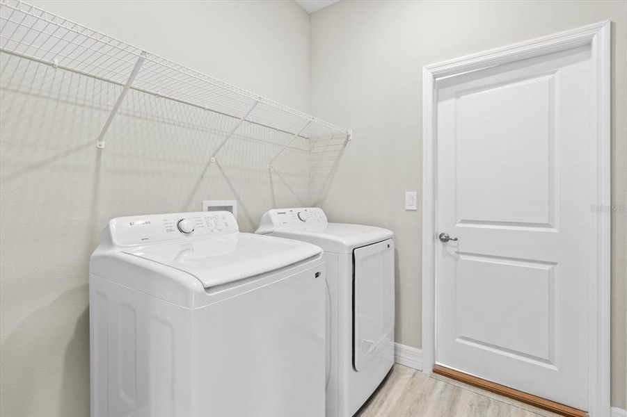 Furnished interior view inside a new home in , Ocala (Image 7).